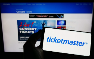 Attention Oasis Fans: 7 Must-Know Tips to Outsmart Ticket Scammers!